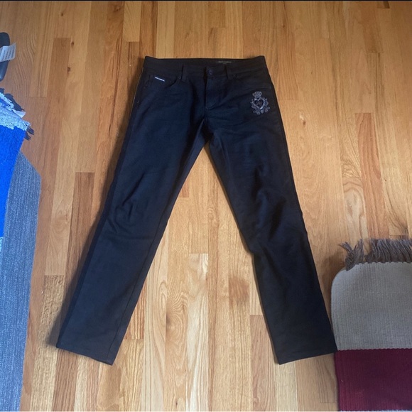 Dolce & Gabbana Skinny Jeans With Patch Detailing.